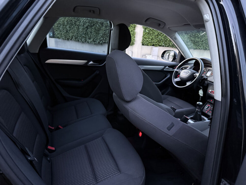 Q3 2.0 TDI 140CH AMBITION LUXE 2012 occasion 95480 PIERRELAYE
