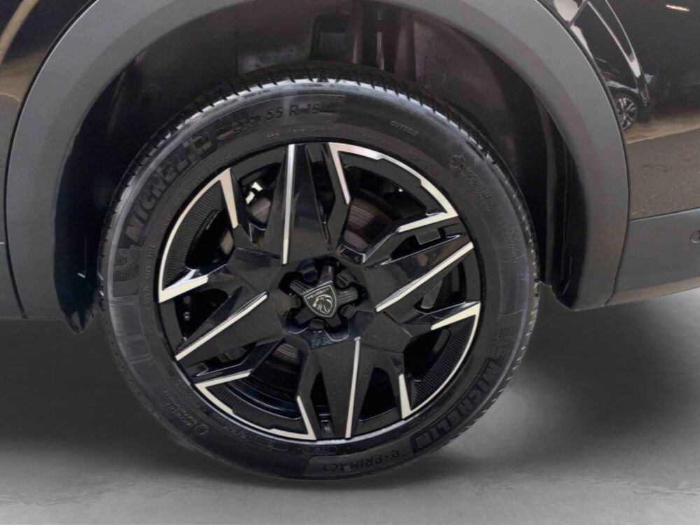 5008 Hybrid 145ch Allure e-DCS6 / Pack vision 360 & drive assist 2025 occasion 28500 Vernouillet