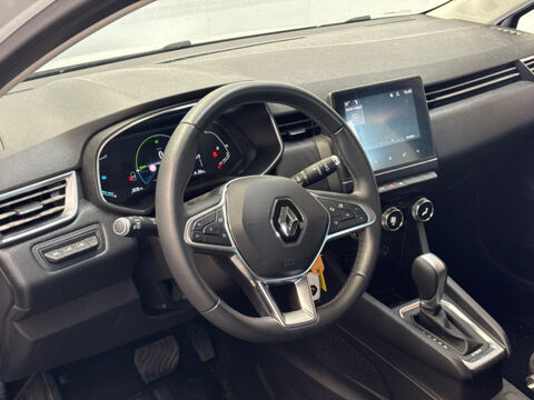 Clio V 1.6 E-TECH 140CH BUSINESS 2021 occasion 28630 Nogent-le-Phaye