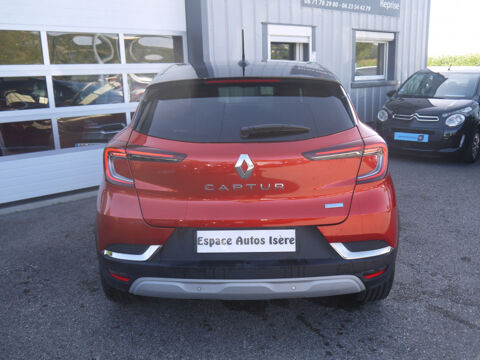 Captur 1.6 E-TECH HYBRIDE 145CH INTENS / TVA RECUPERABLE / 14992HT 2022 occasion 38260 La C&ocirc;te-Saint-Andr&eacute;