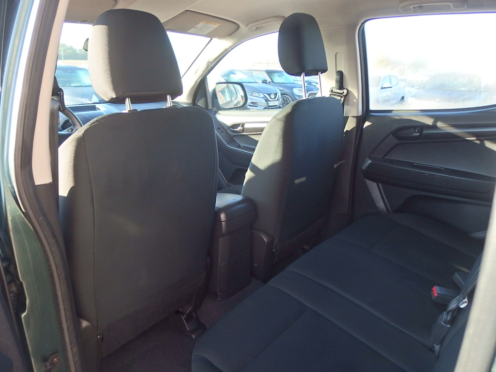 D-MAX 2.5 TD 163 CREW SATELLITE A/C 4X4 2017 occasion 10600 Savi&egrave;res