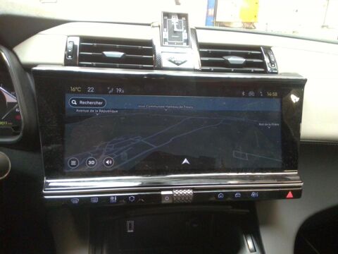 DS7 E-TENSE 4x4 300ch Esprit Voyage / TOIT OUVRANT / HIFI FOCAL 2024 occasion 56850 Caudan