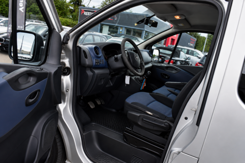 Vivaro 1.6 CDTI BITURBO 120 K2700 L1H1 PACK CLIM + ECOFLEX START/ST 2015 occasion 34740 Vendargues