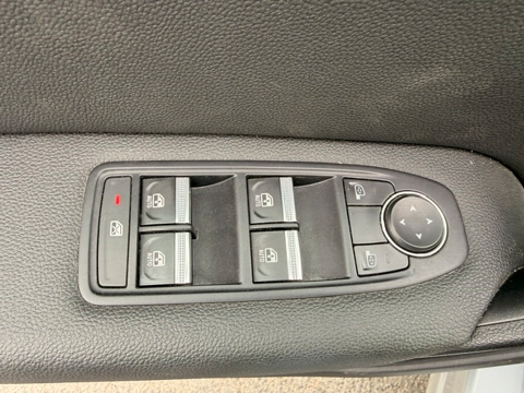 Captur 1.6 E-TECH HYBRIDE 145CH INTENS 2022 occasion 16400 Puymoyen