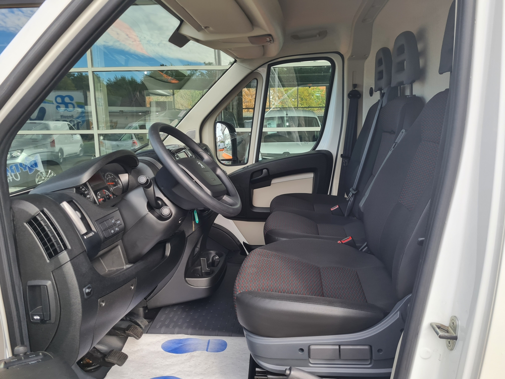 Boxer 333 L2H2 2.0 BLUEHDI 110 PREMIUM 2018 occasion 28630 Nogent-le-Phaye