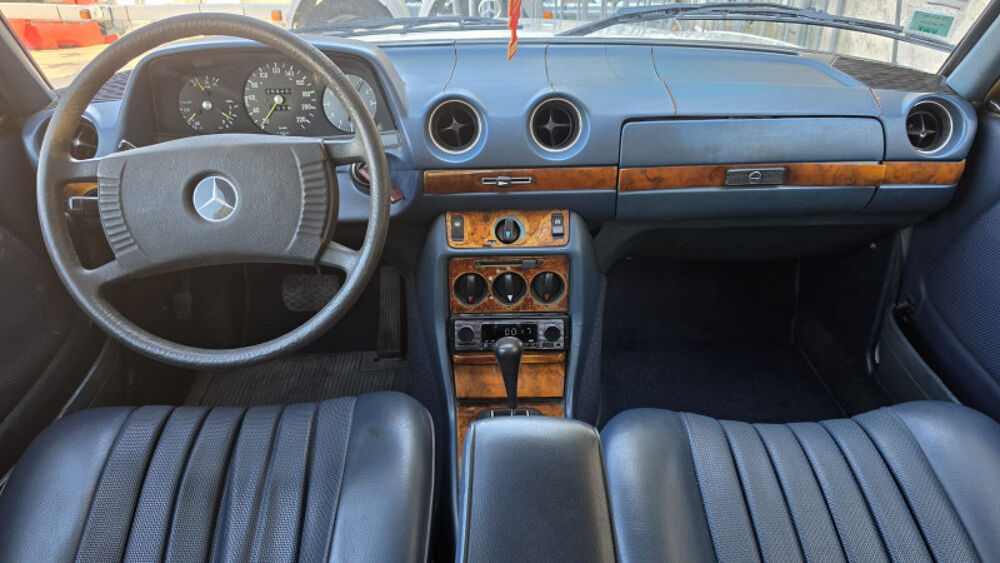 280 1979 occasion 13400 AUBAGNE