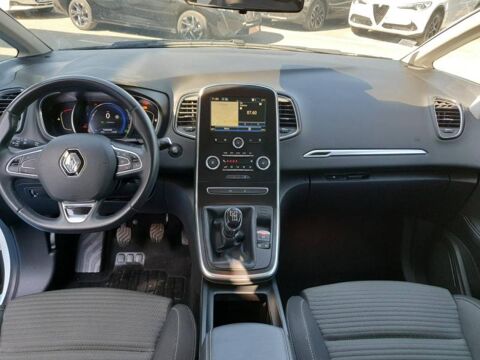 Grand Sc&eacute;nic II 1.7 Blue dCi 120ch Business 7 places 2020 occasion 56400 Brech