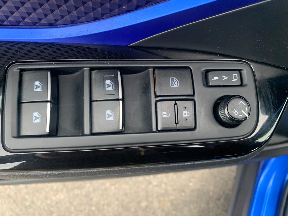 C-HR 122H GRAPHIC 2WD E-CVT 2018 occasion 81000 Albi