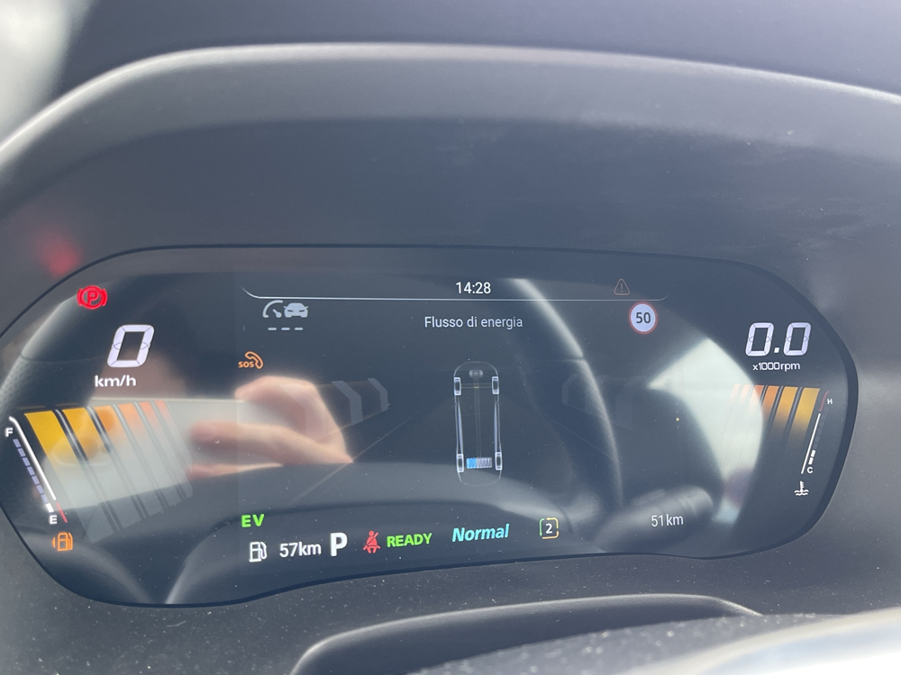 ZS EV 1.5 HYBRID+ 197CH LUXURY 2026 occasion 33700 M&eacute;rignac