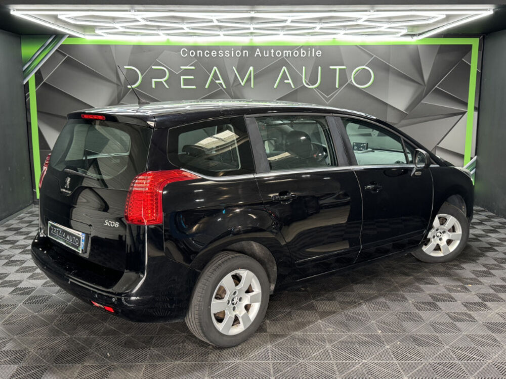 5008 1.6 HDI 115CH FAP ALLURE 7 PLACES 2015 occasion 57185 CLOUANGE