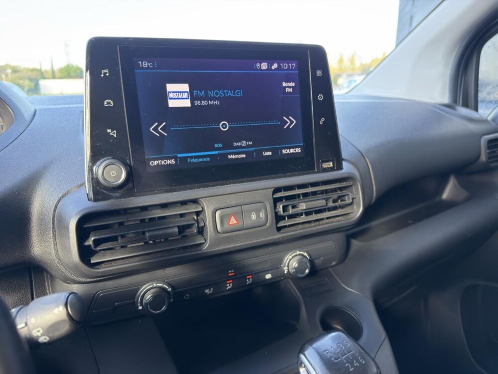 Partner M 650kg BlueHDi 100ch S&S Pack Asphalt Connect 2 Places 2023 occasion 17450 Saint-Laurent-de-la-Pr&eacute;e