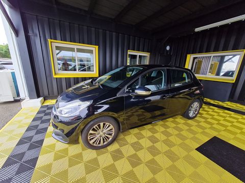 Peugeot 208 1.5 BLUEHDI 100CH ACTIVE BUSINESS S&S BVM5 5P 2019 occasion Qu&eacute;ven 56530