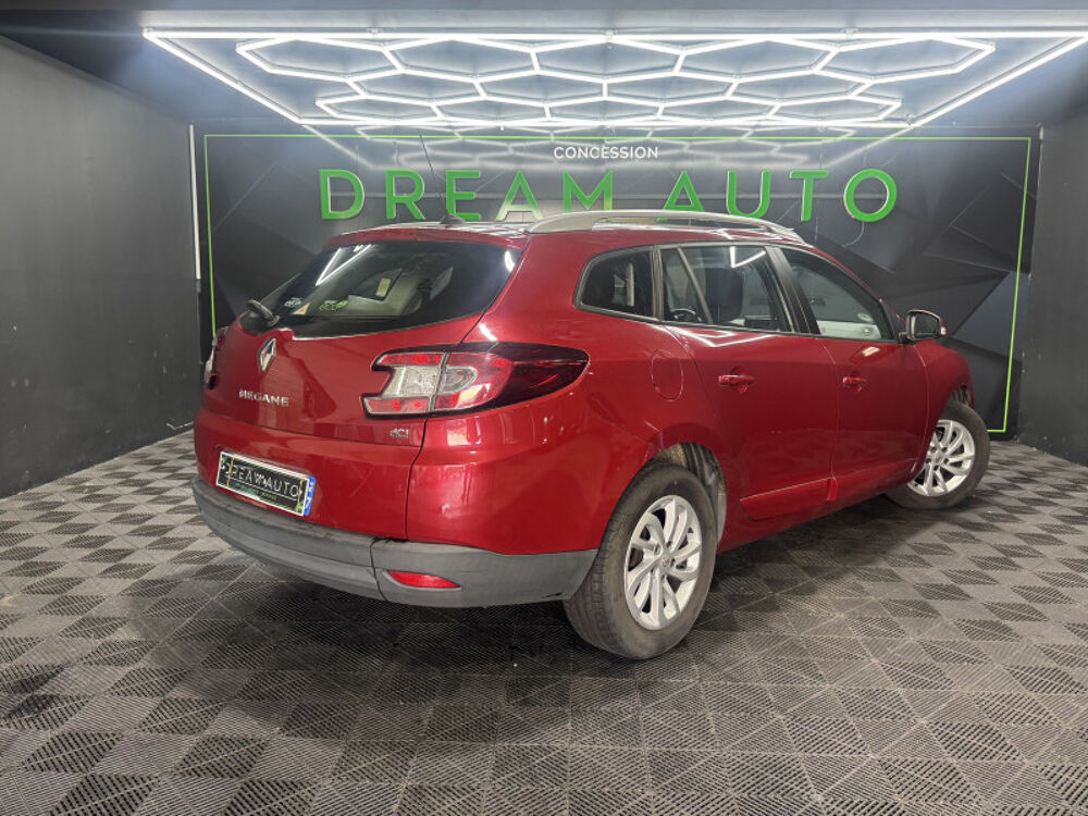 M&eacute;gane III Estate 1.5 DCI 110CH ENERGY FAP DYNAMIQUE ECO&sup2; 2013 occasion 57185 CLOUANGE