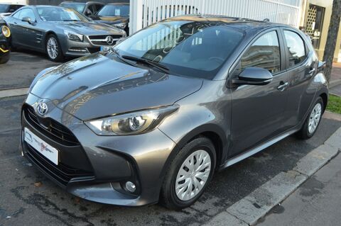 Annonce voiture Toyota Yaris 15990 €