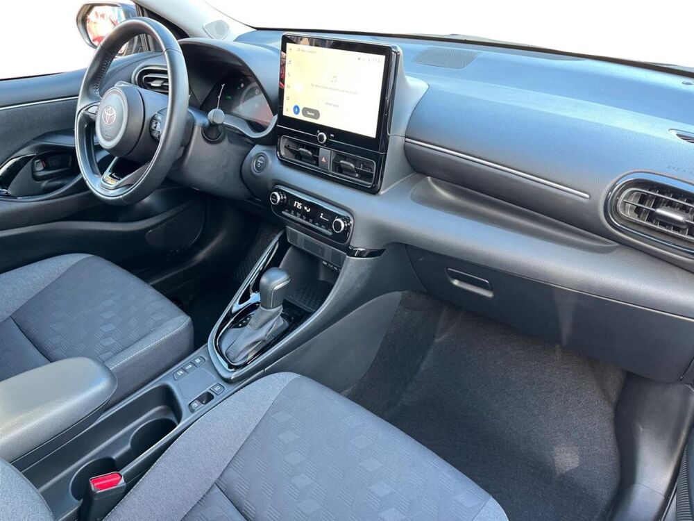 Yaris 116h Design 5p MY25 2025 occasion 13400 Aubagne