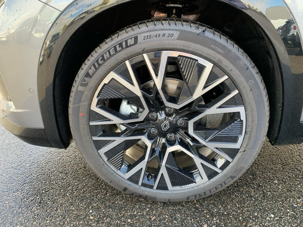 Austral 1.2 E-TECH FULL HYBRID 200CH ESPRIT ALPINE - 26 2026 occasion 12850 Onet-le-Ch&acirc;teau