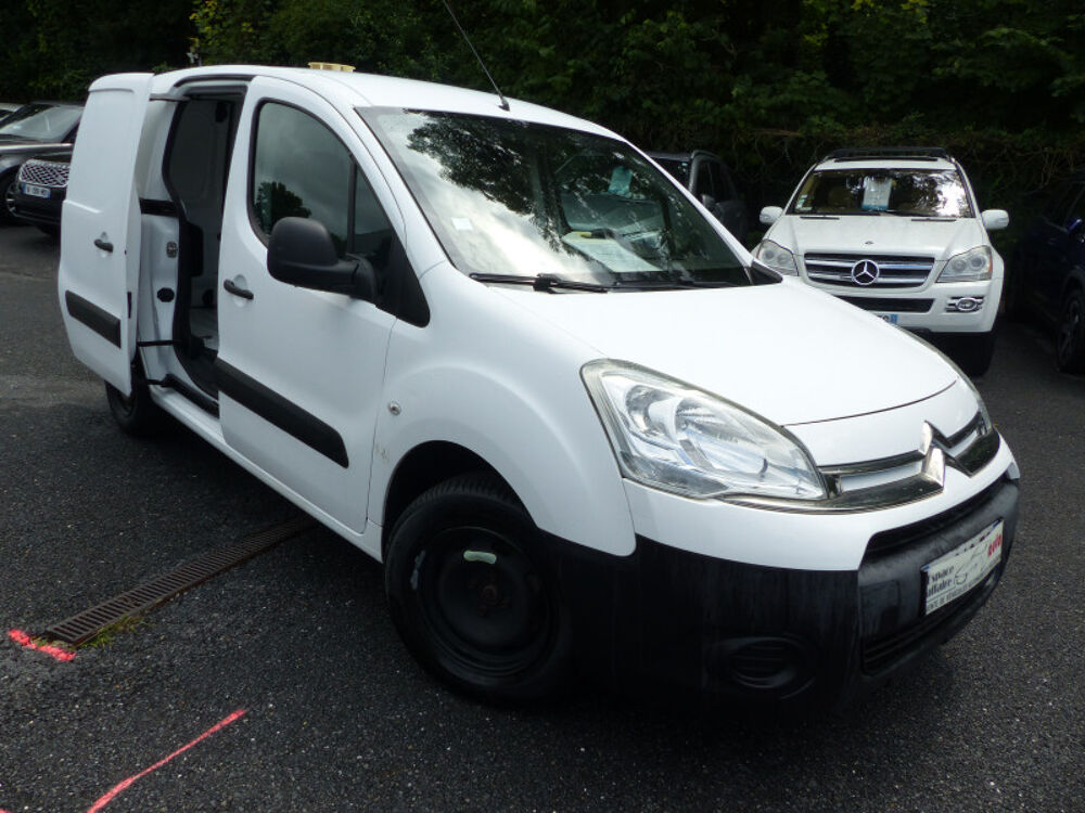 Berlingo 20 L1 1.6 VTI 95 CONFORT 2015 occasion 77144 Mont&eacute;vrain