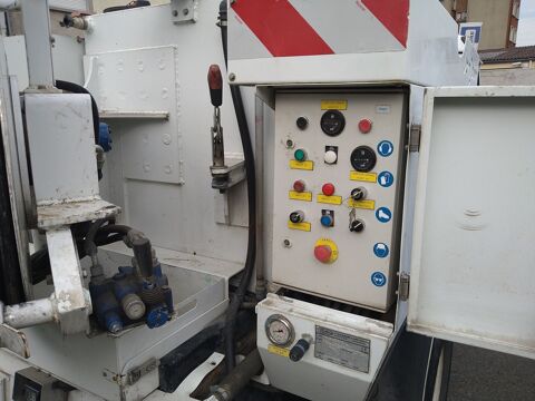 Defender 130 SIMPLE CAB MARK V 2013 occasion 91200 Athis-Mons