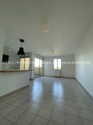  Appartement à louer 2 pièces 58 m²
