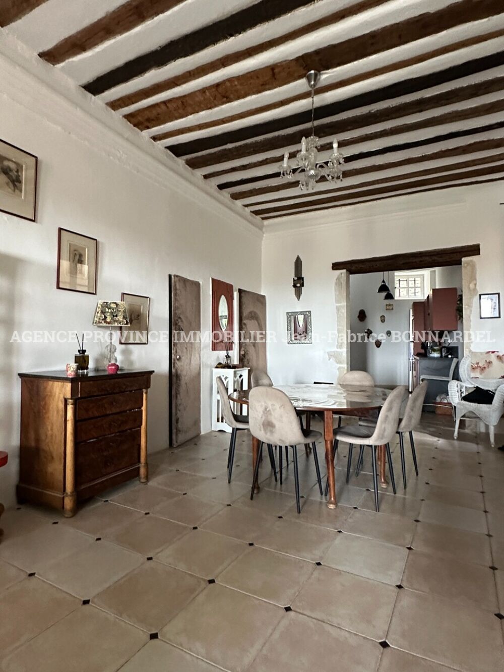 vente Appartement - 5 pi�ce(s) - 160 m� Grignan (26230)