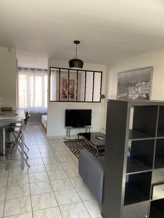  Appartement  louer 1 pice 35 m