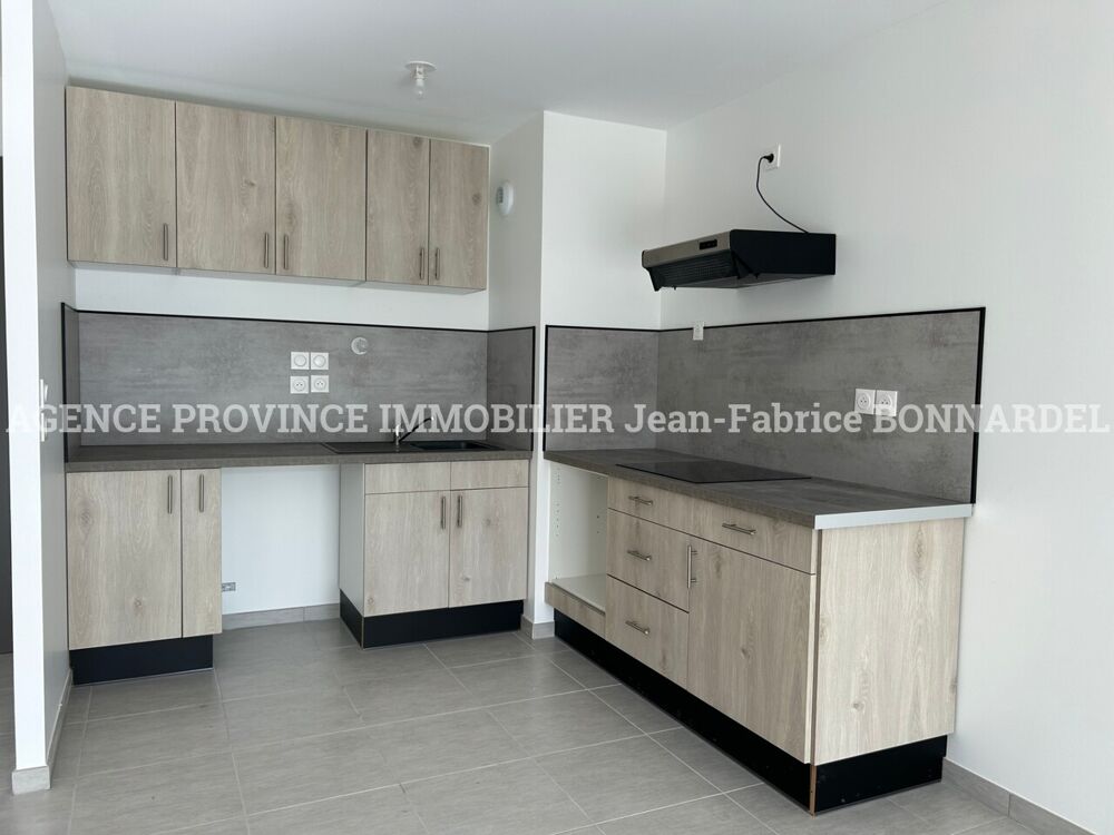 location Appartement - 2 pi�ce(s) - 53 m� Suze-la-Rousse (26790)
