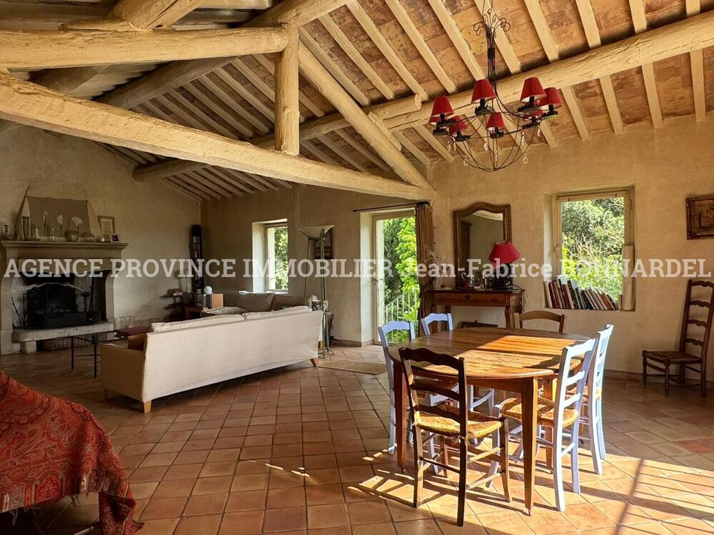vente Maison - 7 pièce(s) - 273 m² Grillon (84600)
