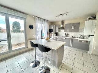  Appartement  vendre 4 pices 100 m