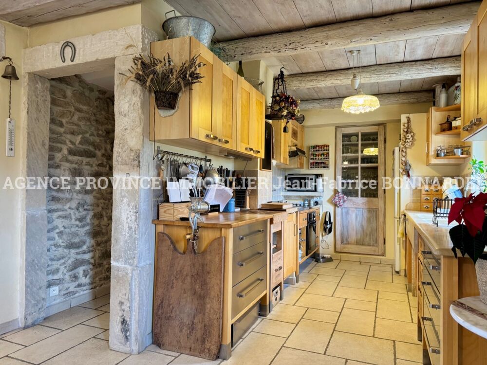 � vendre  Propri�t�/ch�teau Taulignan (26770)