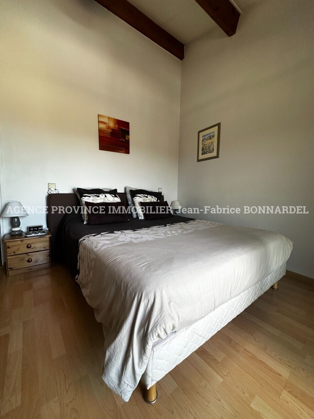 vente Appartement - 4 pièce(s) - 125 m² Valréas (84600)