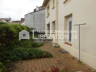  Maison  vendre 8 pices 162 m