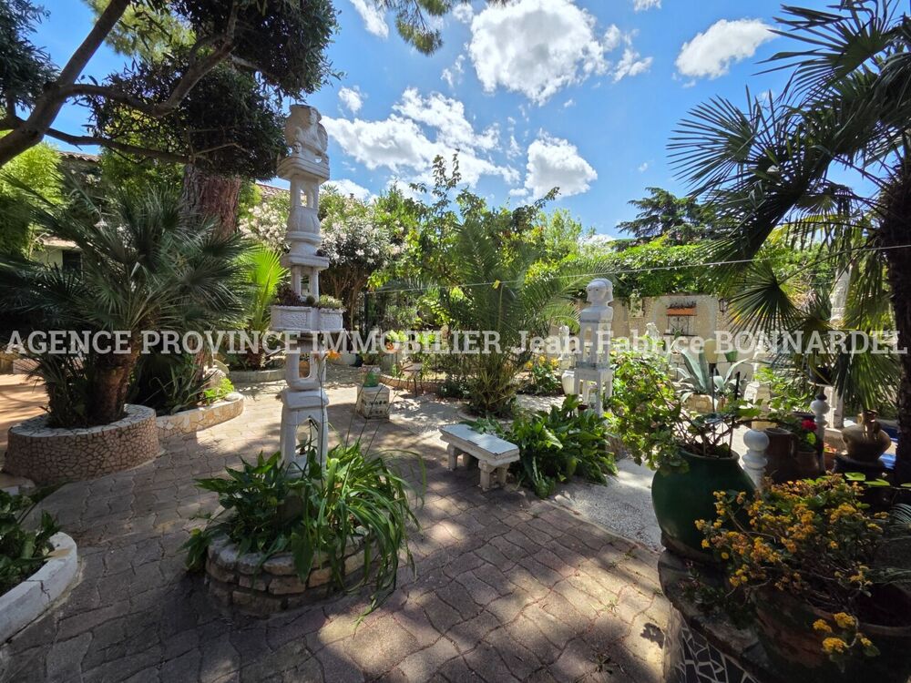 vente Maison - 5 pièce(s) - 300 m² Saint-Paul-Trois-Châteaux (26130)