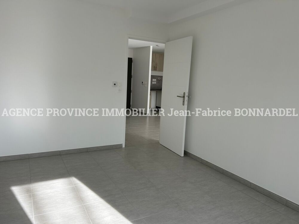 location Appartement - 2 pi�ce(s) - 53 m� Suze-la-Rousse (26790)