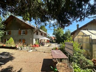  Ferme  vendre 9 pices 200 m