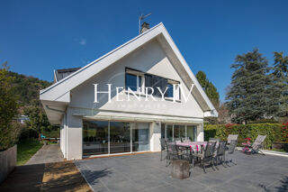  Maison � vendre 9 pi�ces 260 m�