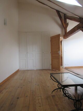  Appartement à louer 2 pièces 39 m²