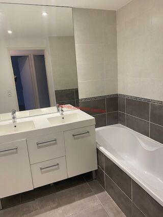  Appartement � vendre 4 pi�ces 76 m�