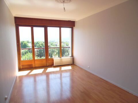  Appartement  louer 4 pices 92 m