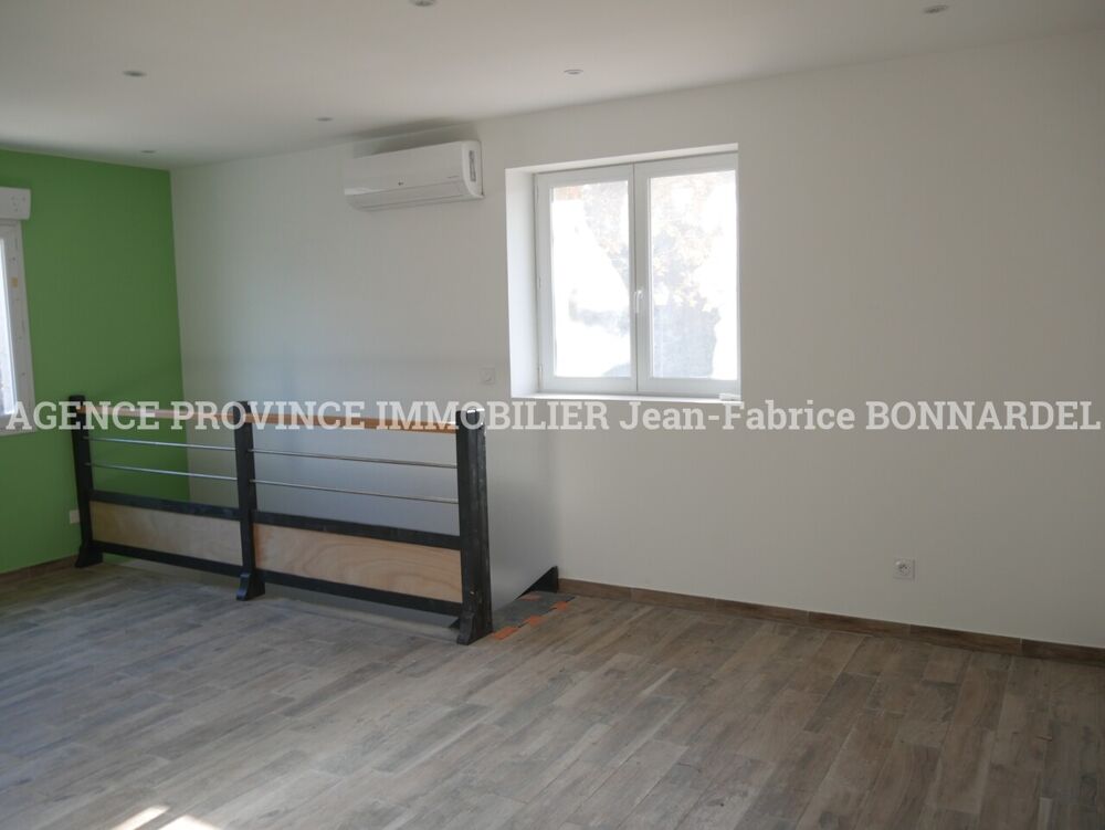 location Appartement - 2 pi�ce(s) - 50 m� Sainte-C�cile-les-Vignes (84290)