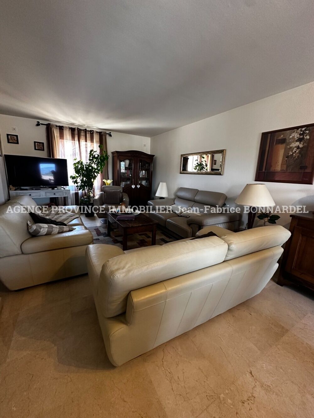 vente Appartement - 4 pièce(s) - 125 m² Valréas (84600)