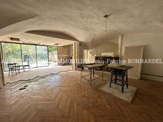  Maison  vendre 8 pices 388 m