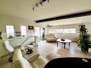  Maison � vendre 6 pi�ces 235 m�