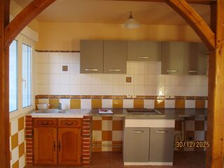 Appartement à louer 4 pièces 76 m²