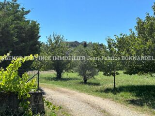  Maison  vendre 7 pices 359 m