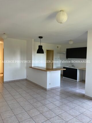  Appartement à louer 2 pièces 58 m²