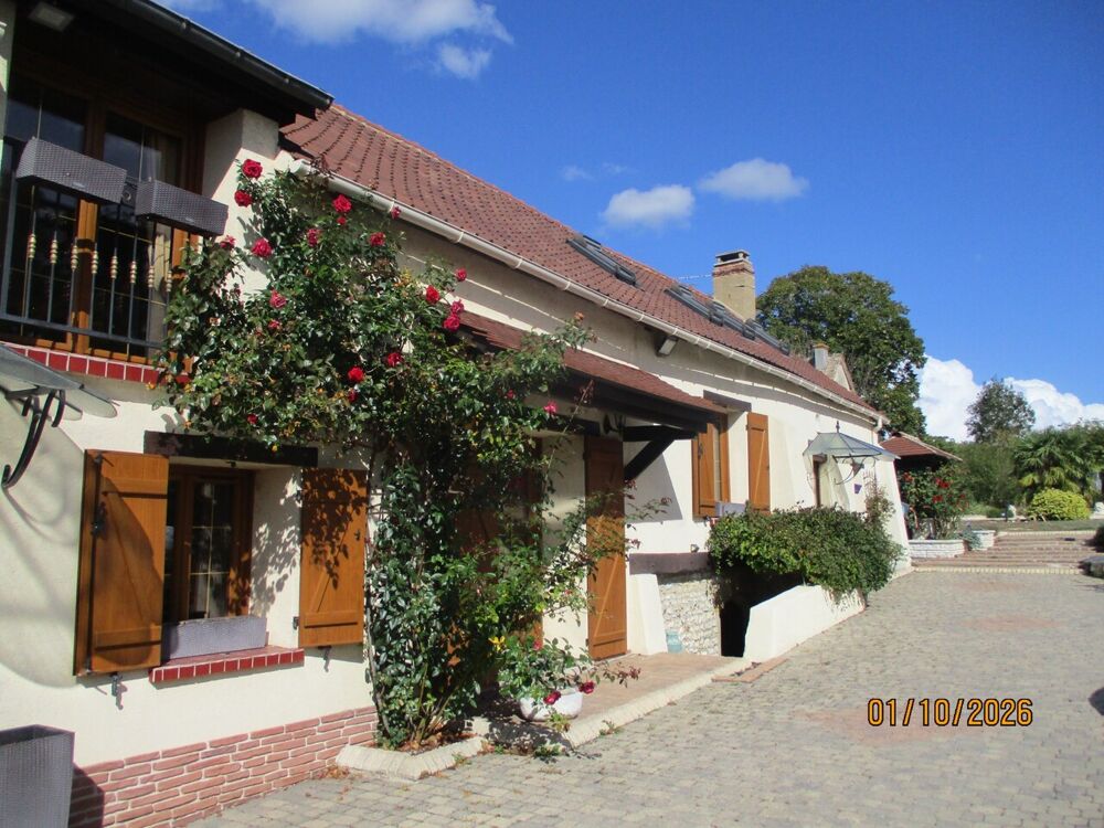 location Propriété/château - 7 pièce(s) - 162 m² Hécourt (27120)