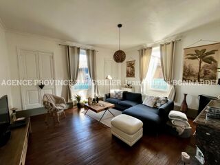  Maison � vendre 6 pi�ces 205 m�