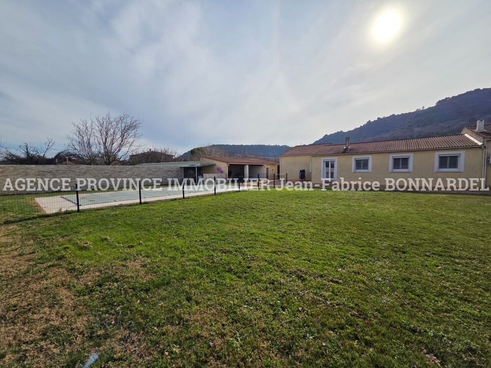 vente Maison - 11 pièce(s) - 250 m² Saint-Paul-Trois-Châteaux (26130)