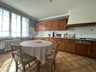  Maison � vendre 8 pi�ces 236 m�