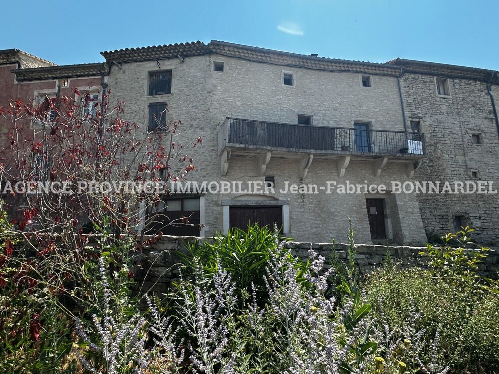 Un bien rare à la vente au coeur de l'histoire. Magnifiqu....